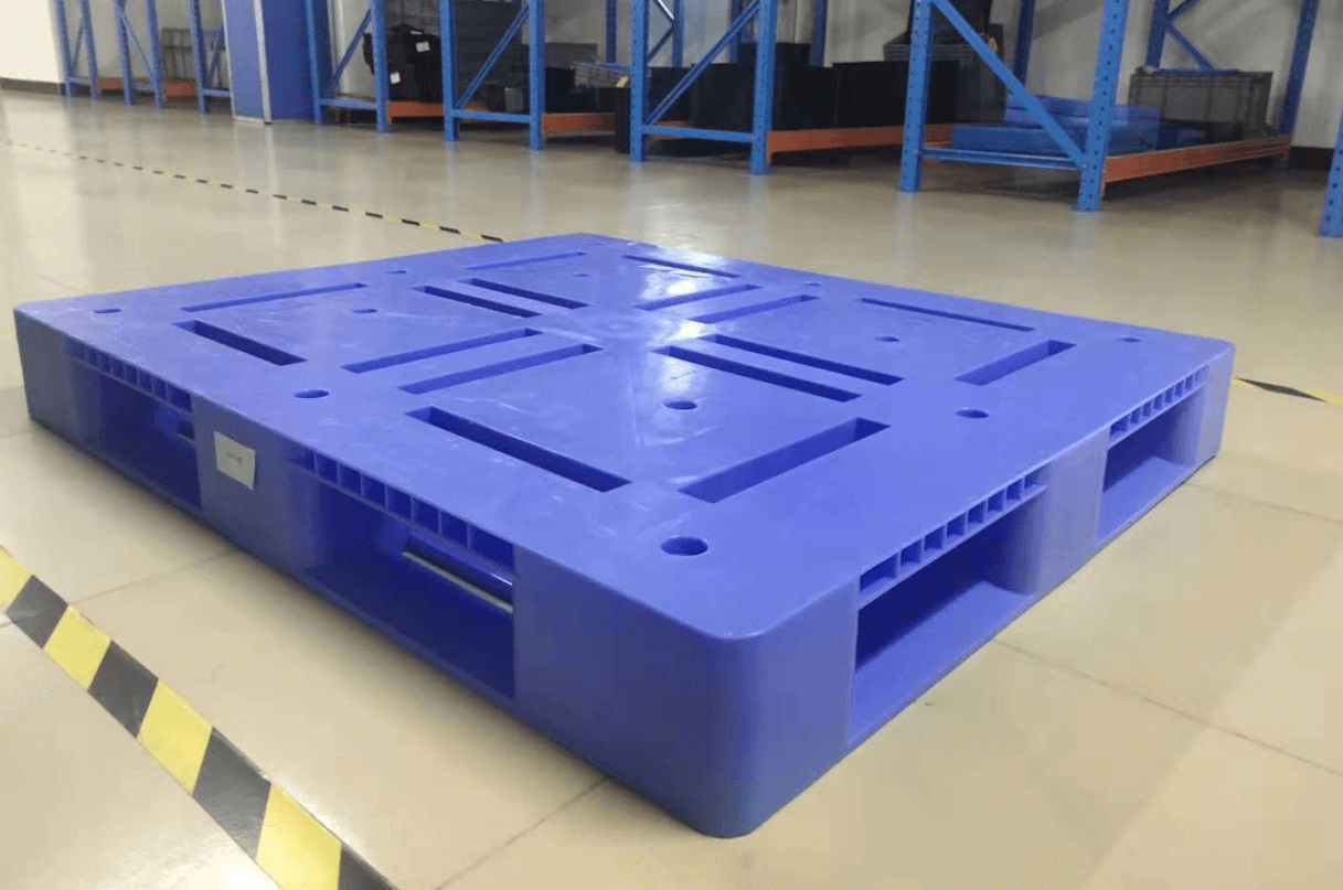 1200 x 1000産業用積み重ね可能なクローズドデッキESDプラスチックパレット