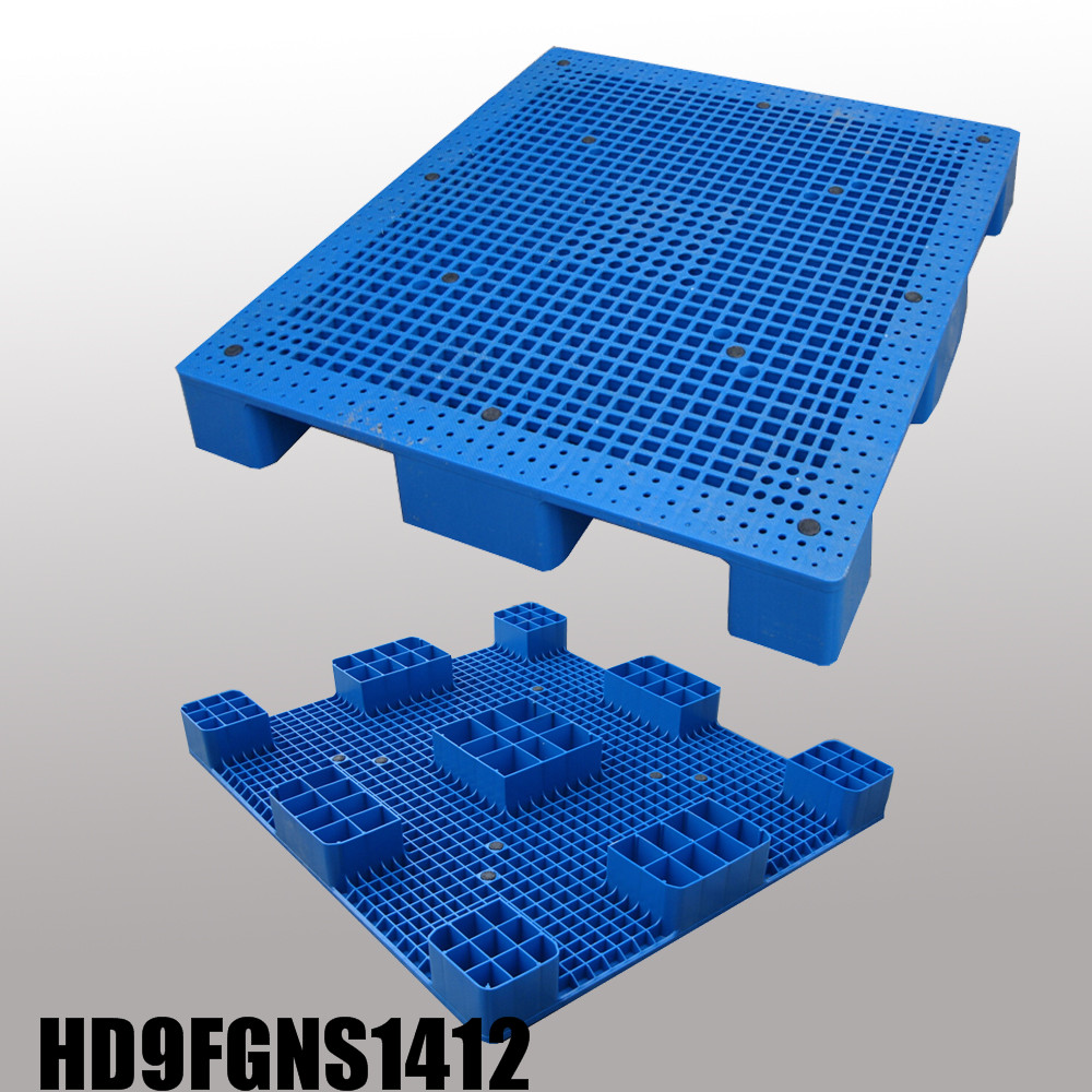 9 フィート、積み重ね可能なプラスチック パレット L1400*W1200*H140