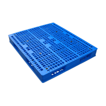 青の積み重ね可能なオープン デッキ プラスチック パレット 1300 x 1100