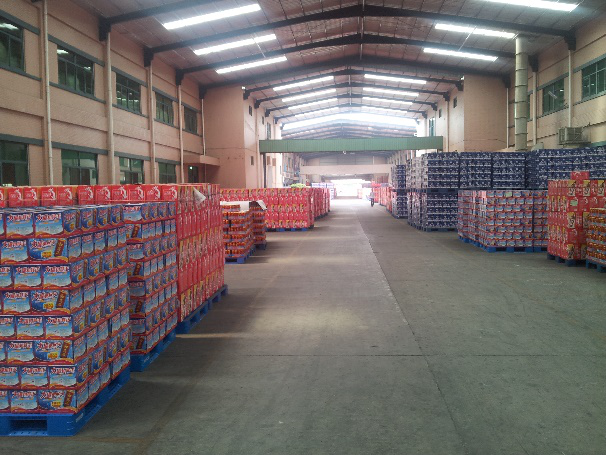 プラスチック製の長方形パレットは耐荷重性に優れています。商品は好きなだけ積み重ねることができますか?