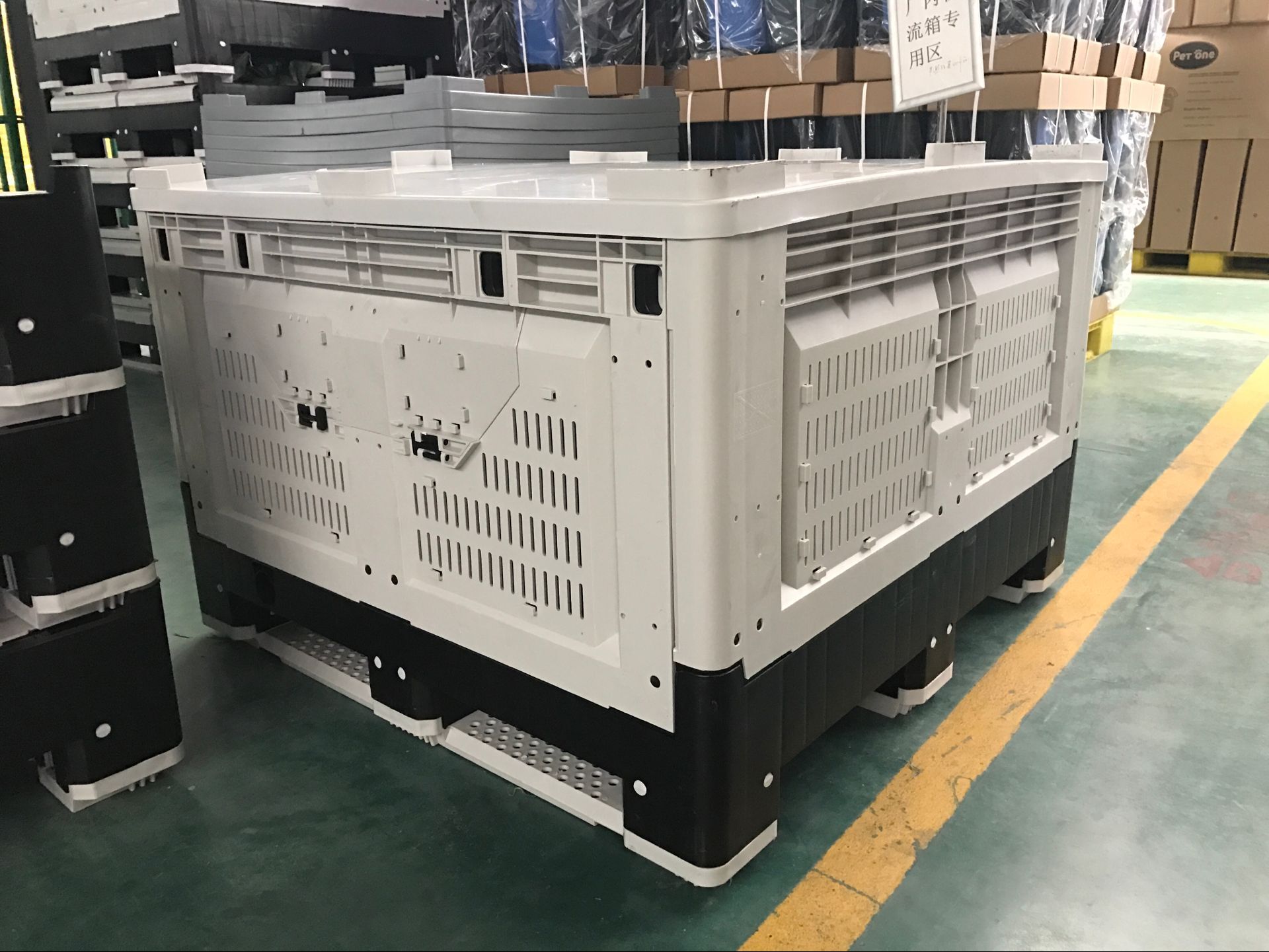 蓋付きバルクプラスチック収納箱販売用プラスチックパレットボックス