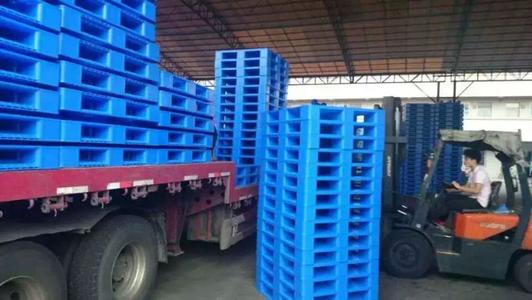 プラスチックパレット輸送時の注意事項