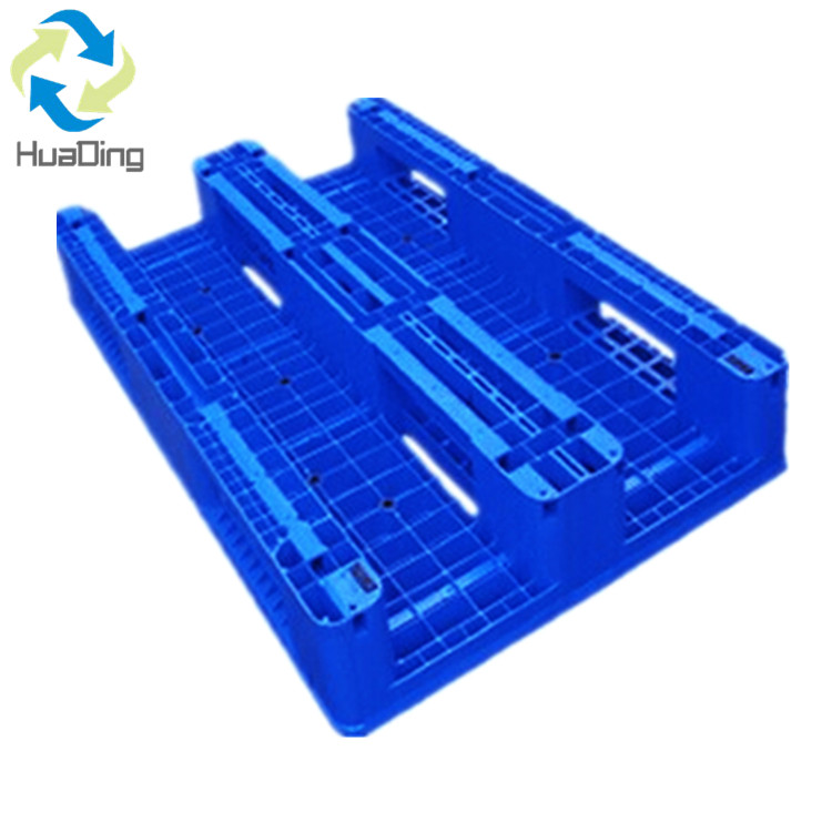 1200x1000 3 ランナークローズドデッキラックマウント可能プラスチックパレット 