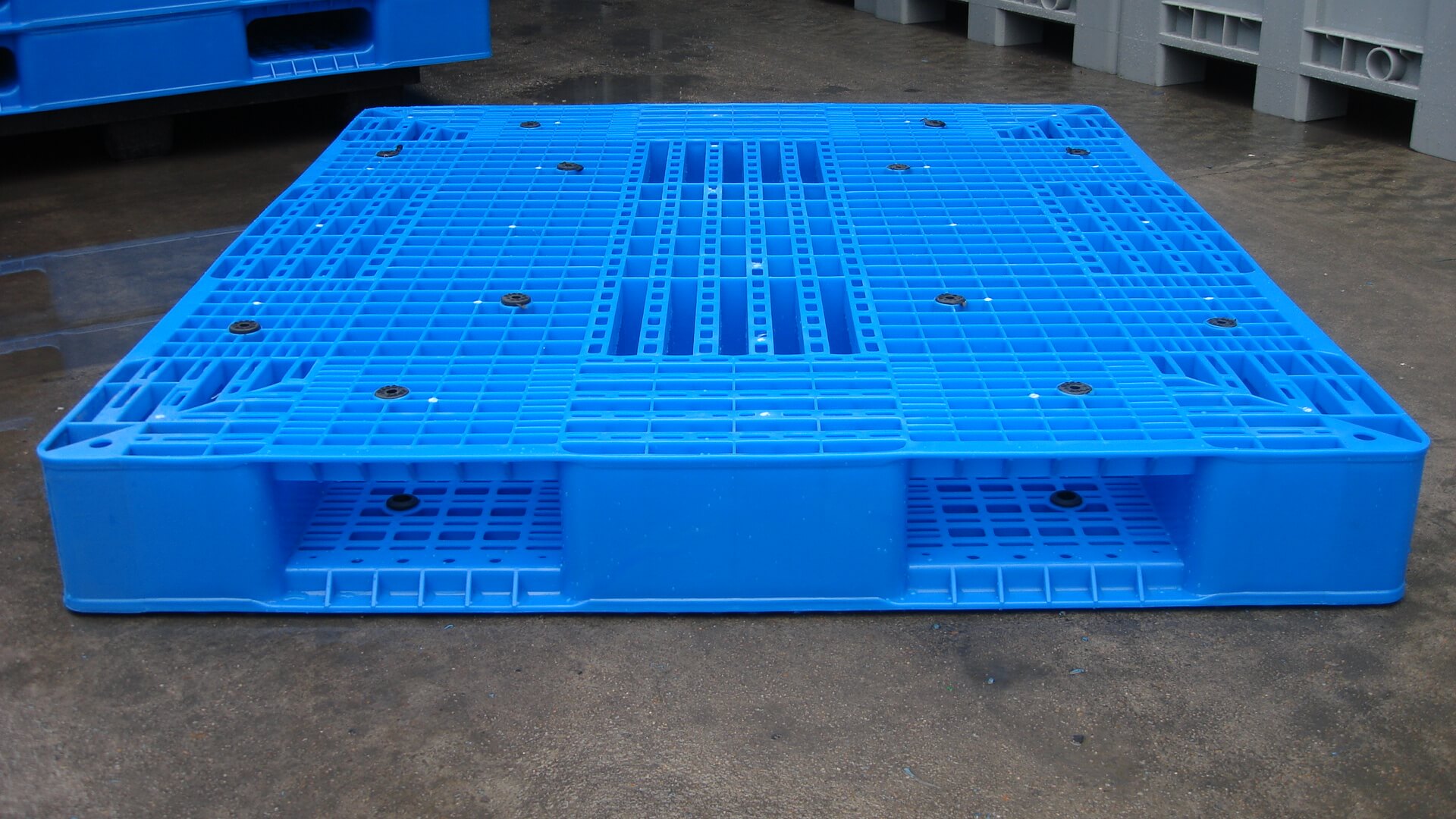 倉庫の頑丈な両面積み重ね可能なプラスチック パレット