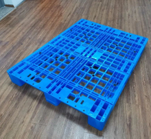 オートメーション用の長いメッシュラックマウント可能なプラスチックフォークリフトパレット