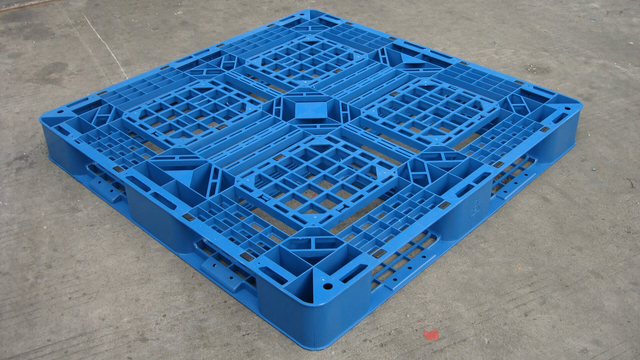HDPE 正方形軽量メッシュ薄いプラスチック床パレット
