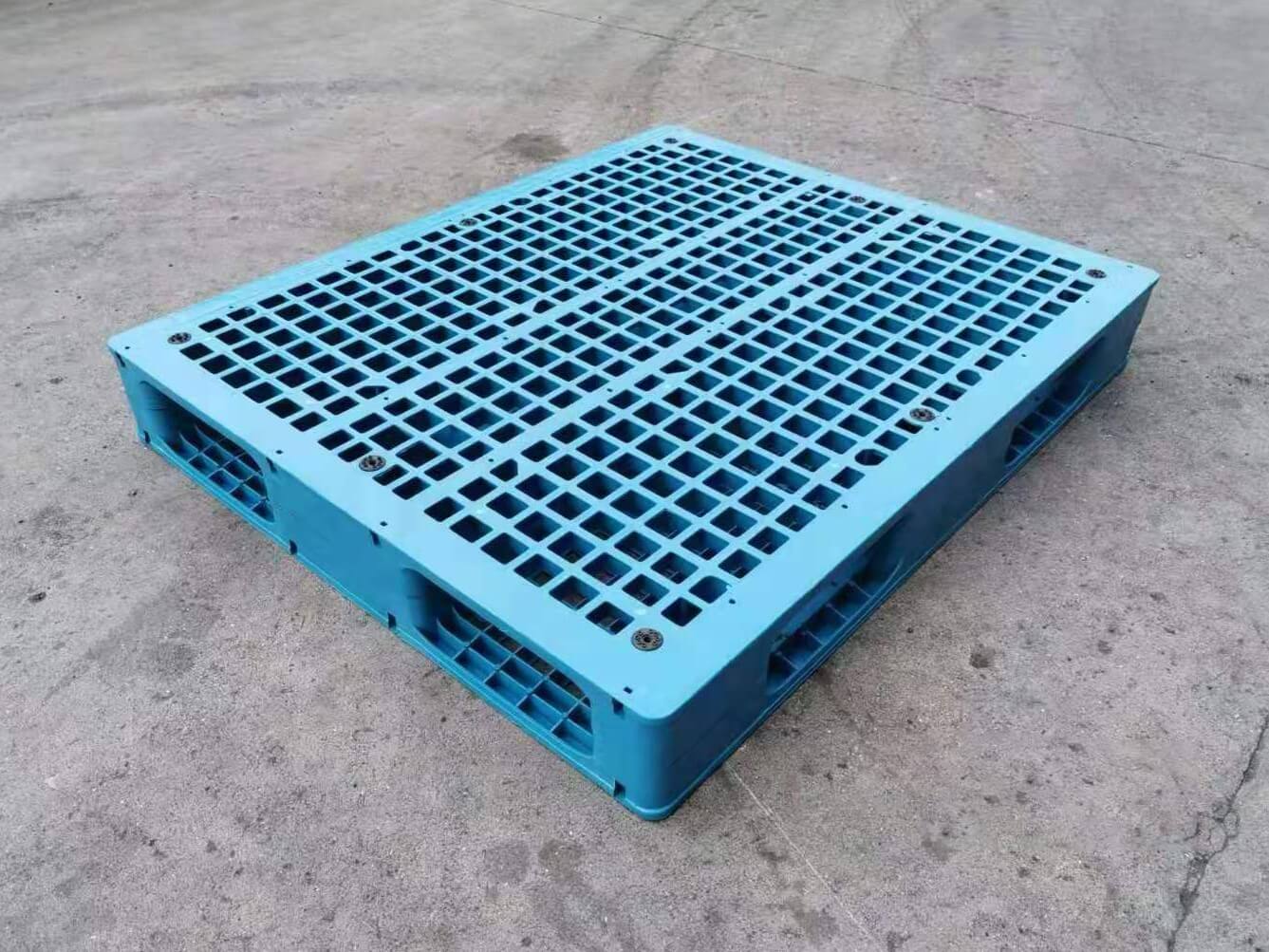 ISO サイズ PP 積み重ね可能なリバーシブル プラスチック パレット 48 x 40