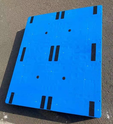 鋼管付き滑り止めストリップフォークリフトプラスチックパレット