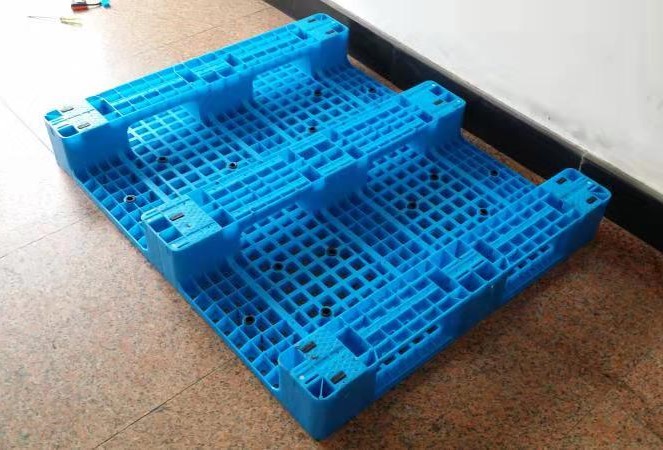 産業用軽量 3 ランナー オープンデッキ プラスチック パレット