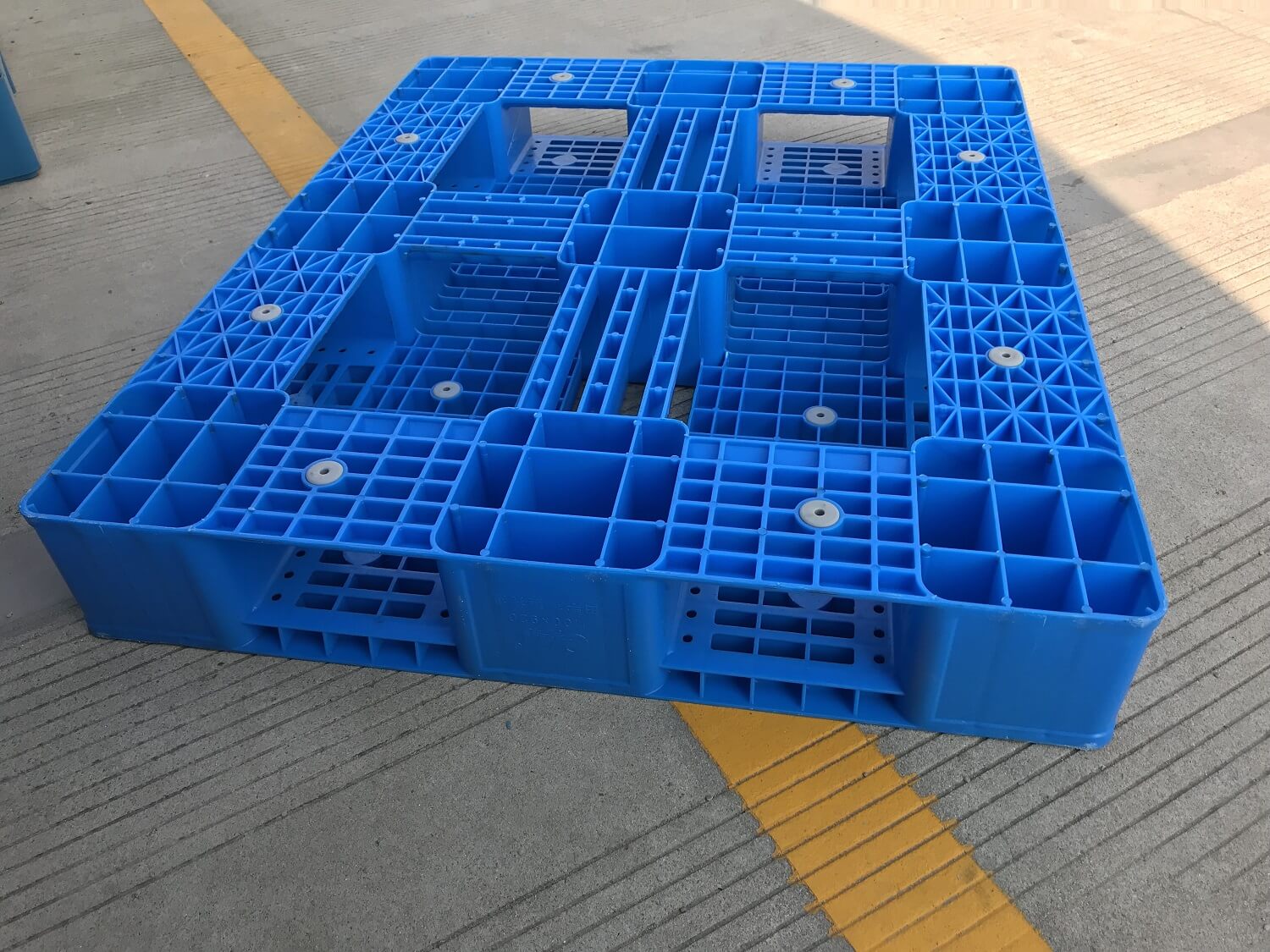 青色難燃性PP射出成形プラスチックパレット