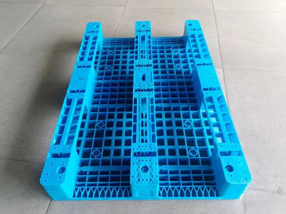 1200 x 800 ラック収納可能なリサイクル HDPE 射出成形プラスチック パレット