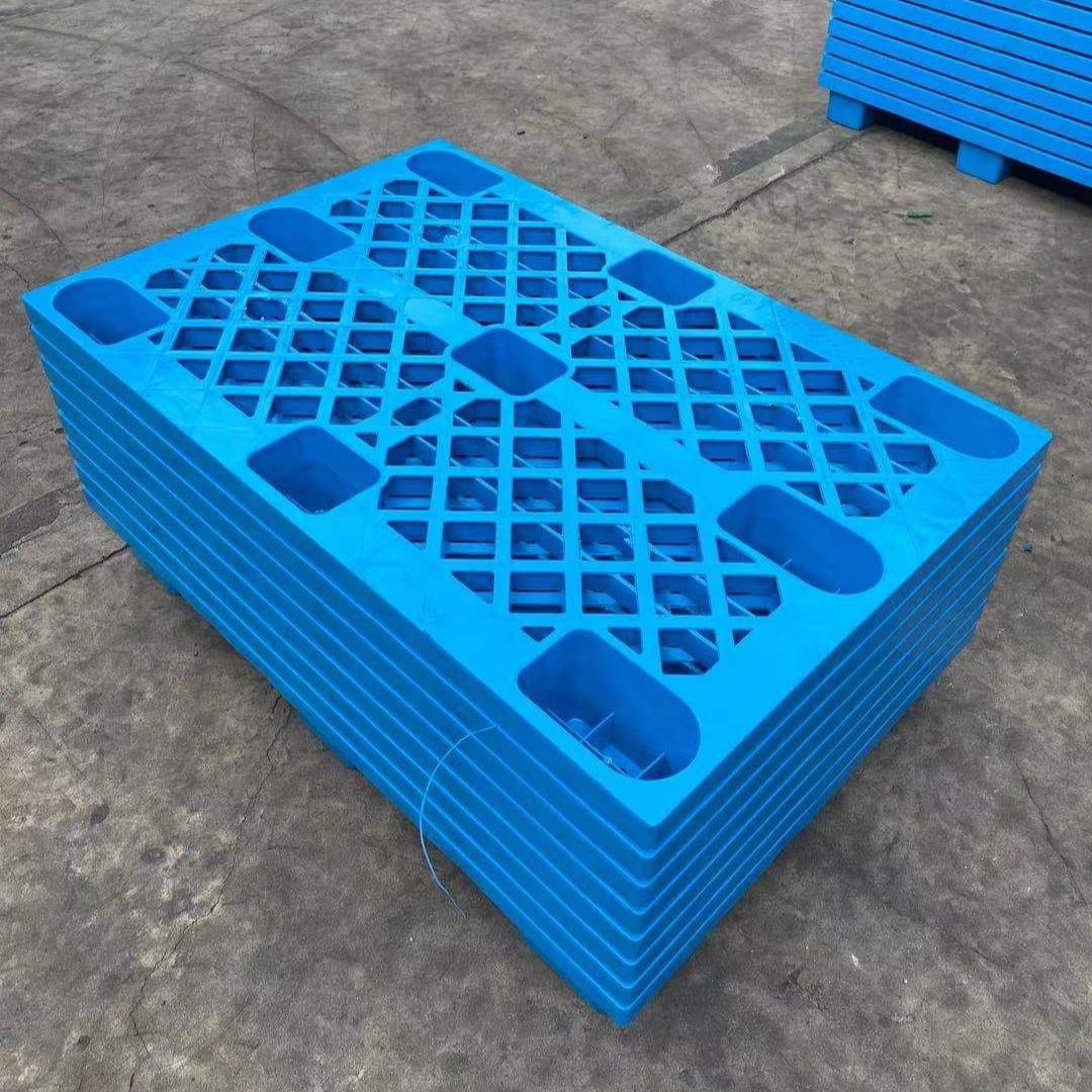 軽量の入れ子式 HDPE 射出成形プラスチック パレット スキッド